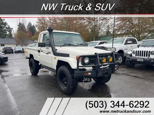 1995 Toyota Land Cruiser Base