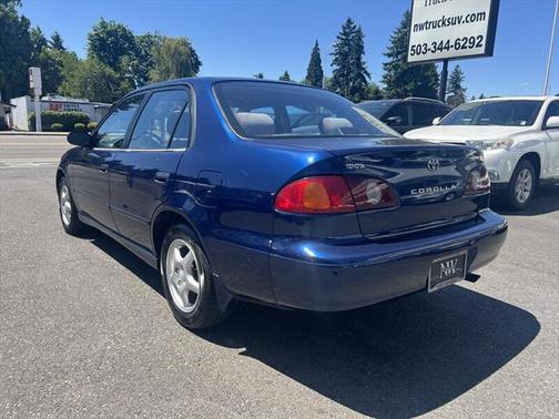 2001 Toyota Corolla S