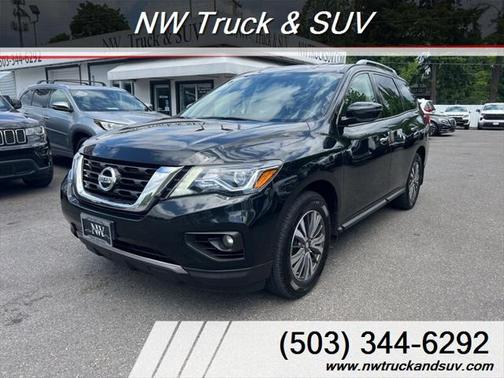 2019 Nissan Pathfinder SV