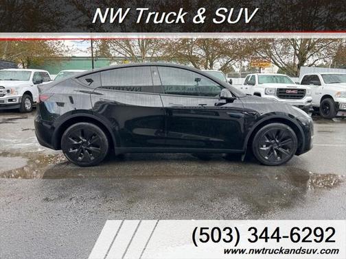 2024 Tesla Model Y Long Range Dual Motor All-Wheel Drive