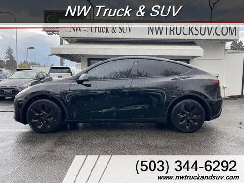 2024 Tesla Model Y Long Range Dual Motor All-Wheel Drive