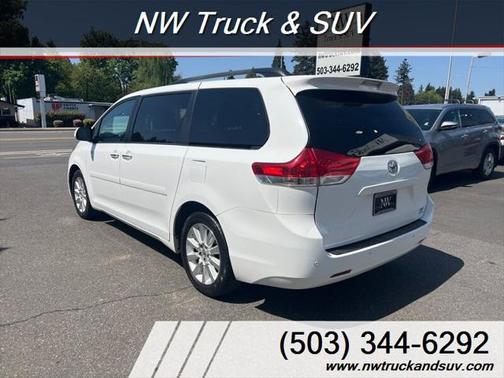 2014 Toyota Sienna XLE