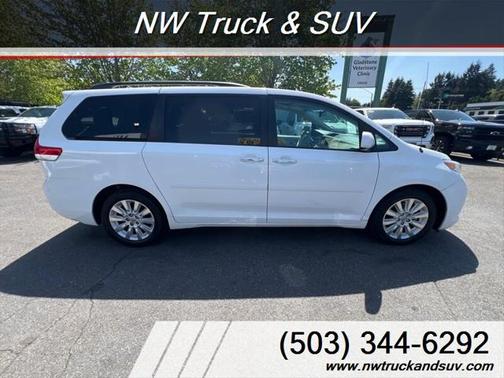 2014 Toyota Sienna XLE
