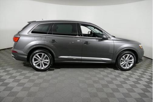 2025 Audi Q7 Premium Plus 55 TFSI quattro Tiptronic