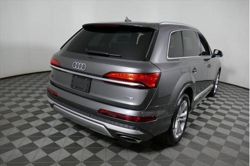 2025 Audi Q7 Premium Plus 55 TFSI quattro Tiptronic
