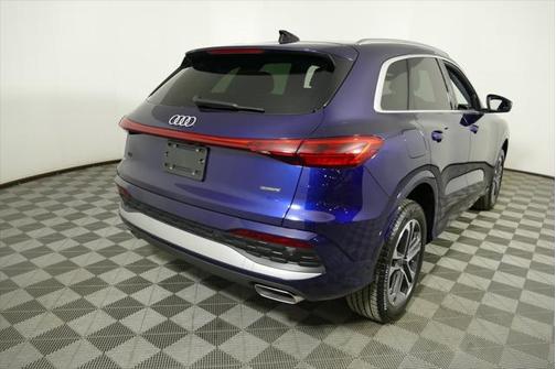 2025 Audi Q5 Premium TFSI quattro S tronic