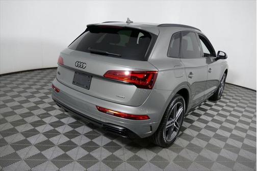2025 Audi Q5 Premium Plus 55 TFSI e S line quattro S tronic
