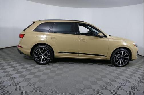 2025 Audi Q7 Premium Plus 45 TFSI quattro Tiptronic