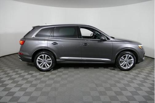 2025 Audi Q7 Premium Plus 55 TFSI quattro Tiptronic