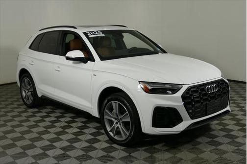 2025 Audi Q5 Premium 45 TFSI S line quattro