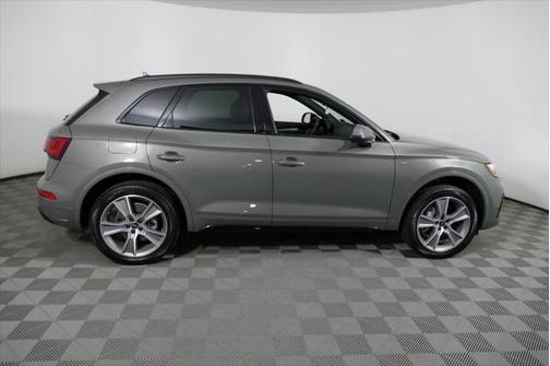 2025 Audi Q5 Premium 45 TFSI S line quattro