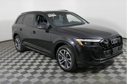 2025 Audi Q7 Premium Plus 45 TFSI quattro Tiptronic