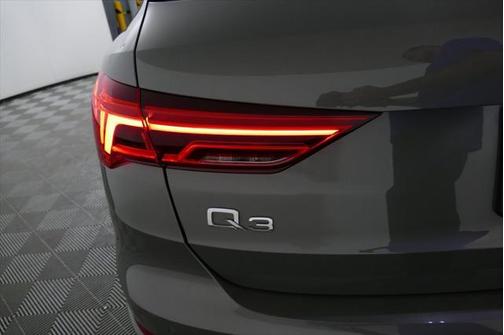 2024 Audi Q3 Premium Plus 45 TFSI S line quattro Tiptronic