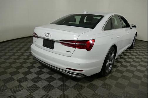 2025 Audi A6 Premium Plus 45 TFSI quattro S tronic