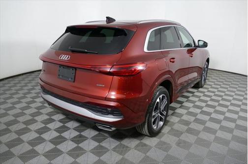 2025 Audi Q5 Premium Plus TFSI quattro S tronic