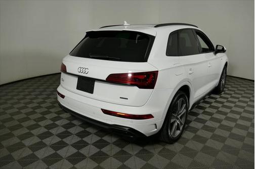 2025 Audi Q5 Premium 45 TFSI S line quattro