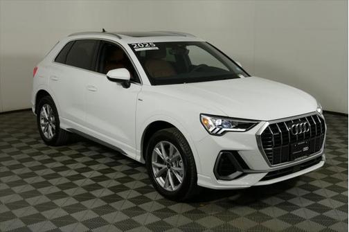 2025 Audi Q3 Premium 45 TFSI S line quattro Tiptronic