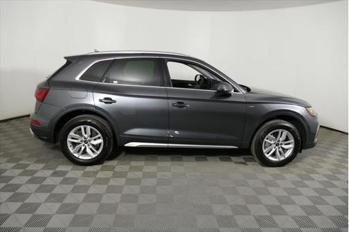 2024 Audi Q5 Premium 45 TFSI S line quattro