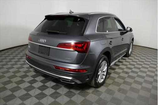 2024 Audi Q5 Premium 45 TFSI S line quattro