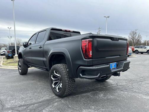2023 GMC Sierra 1500 AT4