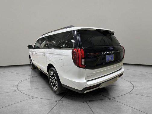 Oxford White 2025 Ford Expedition Max Platinum