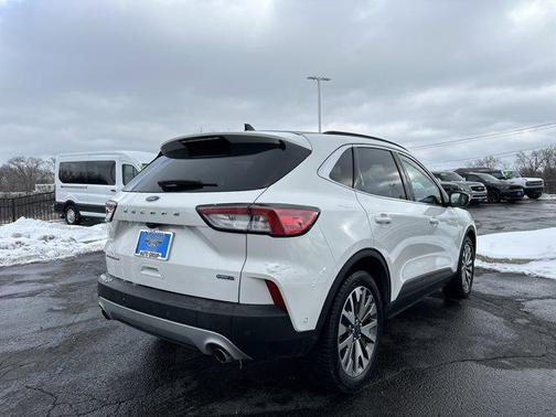 2020 Ford Escape Titanium