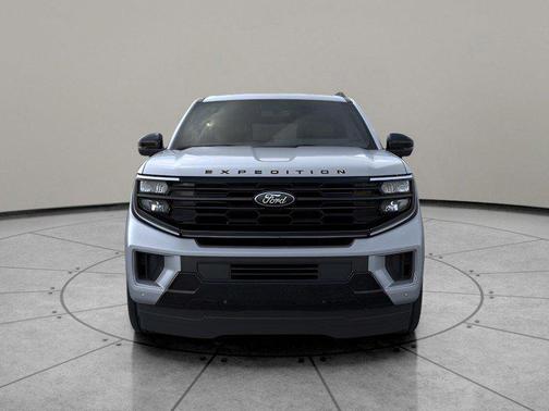 Glacier Gray Metallic Tri-Coat 2026 Ford Expedition Max Platinum