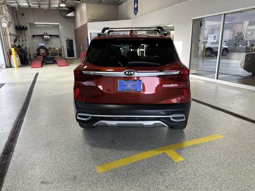 Mars Orange 2021 Kia Seltos SX Turbo