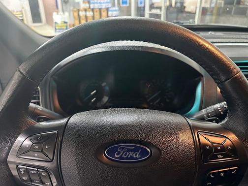 Windy Sea Blue 2014 Hyundai ELANTRA SE
