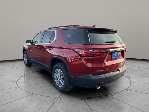 Radiant Red Tintcoat 2023 Chevrolet Traverse LT Cloth