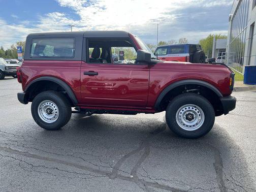 2025 Ford Bronco Base 2 Door 4x4