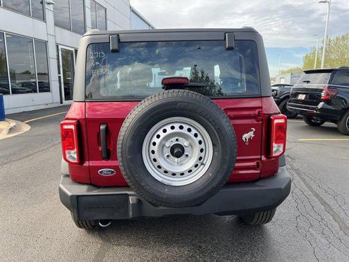 2025 Ford Bronco Base 2 Door 4x4