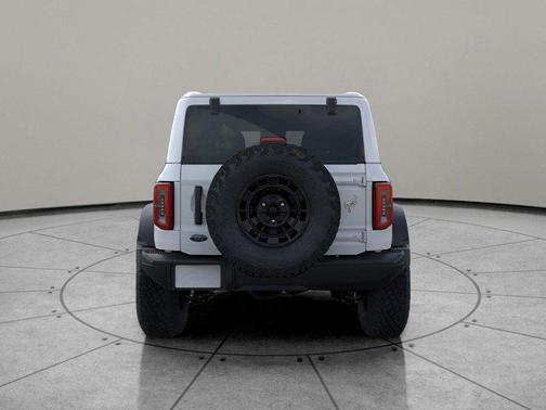 Oxford White 2026 Ford Bronco Badlands