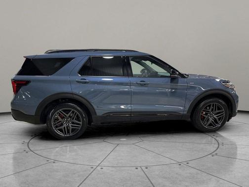 Vapor Blue 2025 Ford Explorer ST-Line