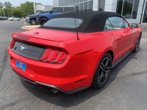 2022 Ford Mustang EcoBoost Premium