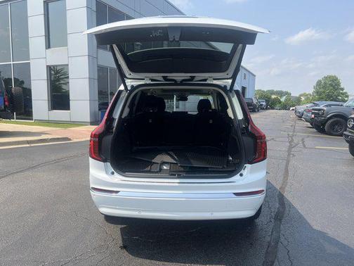 2025 Volvo XC90 B5 Plus 7-Seater