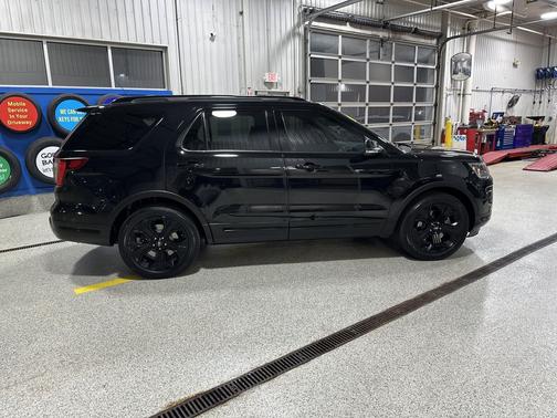 Agate Black Metallic 2019 Ford Explorer Sport