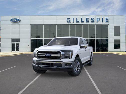 Star White Metallic Tri-Coat 2026 Ford F-150 Lariat