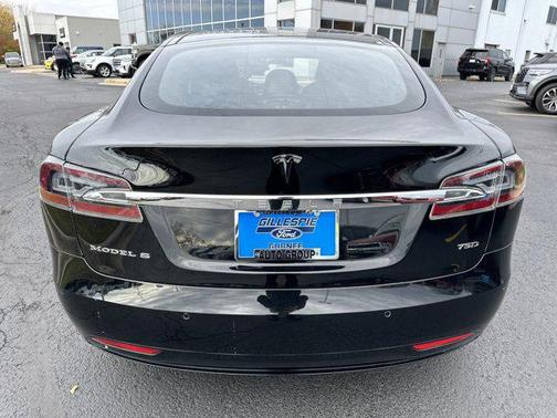 2018 Tesla Model S 75D
