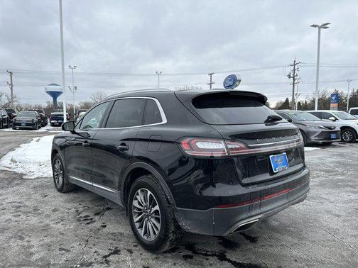 2022 Lincoln Nautilus Standard