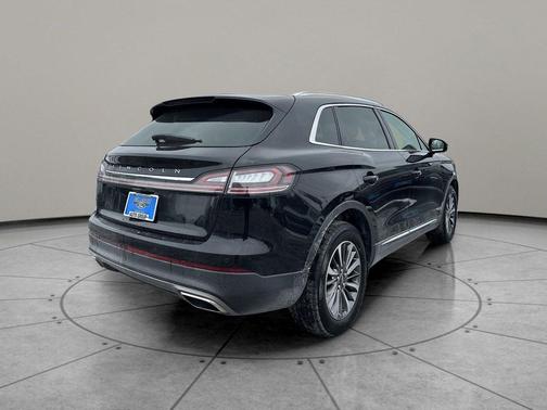 INFINITE BLACK MET CC 2022 Lincoln Nautilus Standard