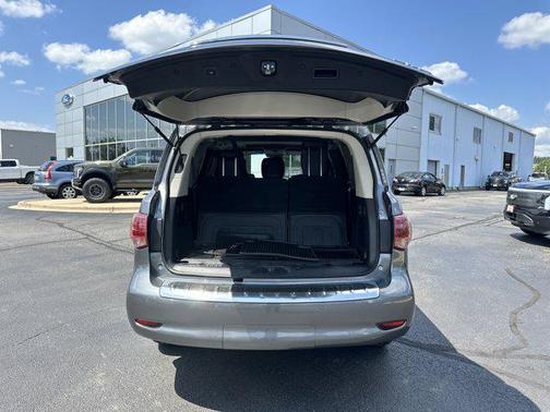 2017 INFINITI QX80 Base