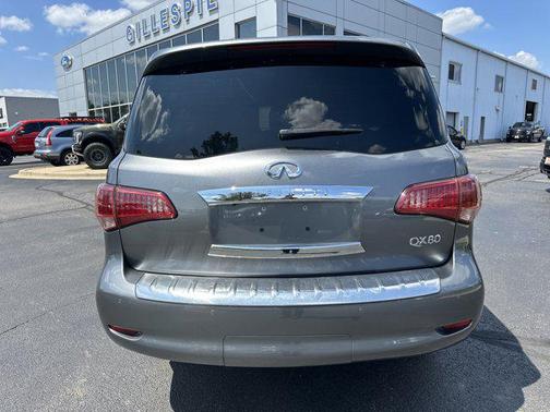 2017 INFINITI QX80 Base