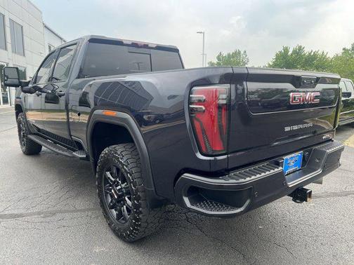 2024 GMC Sierra 2500 AT4
