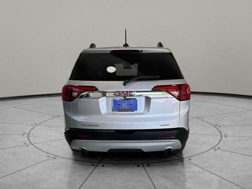 Quicksilver Metallic 2019 GMC Acadia SLT-1