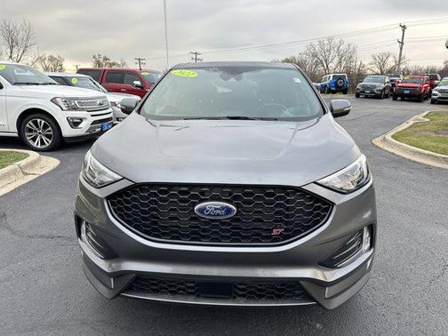 2022 Ford Edge ST