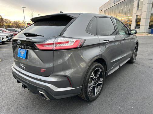 2022 Ford Edge ST