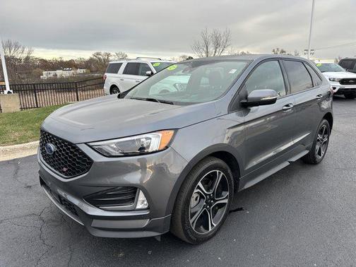 2022 Ford Edge ST