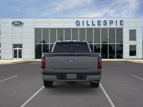 Carbonized Gray Metallic 2026 Ford F-150 XLT