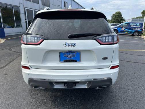 2019 Jeep Cherokee Overland